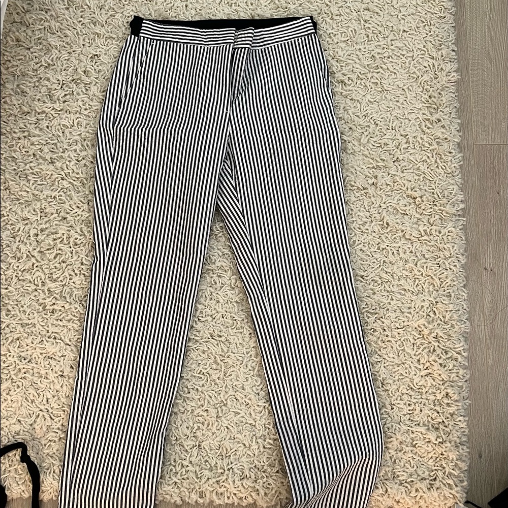 Zara pinstripe pants (S)